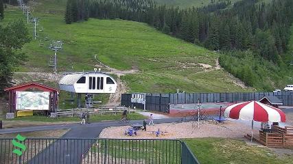 Schweitzer Mountain Resort: The Village (schweitzer.com)