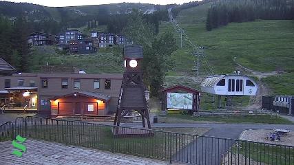 Schweitzer Mountain Resort: The Village (schweitzer.com)