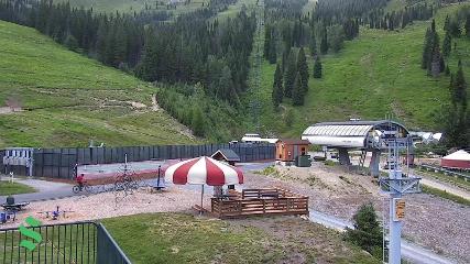 Schweitzer Mountain Resort: The Village (schweitzer.com)