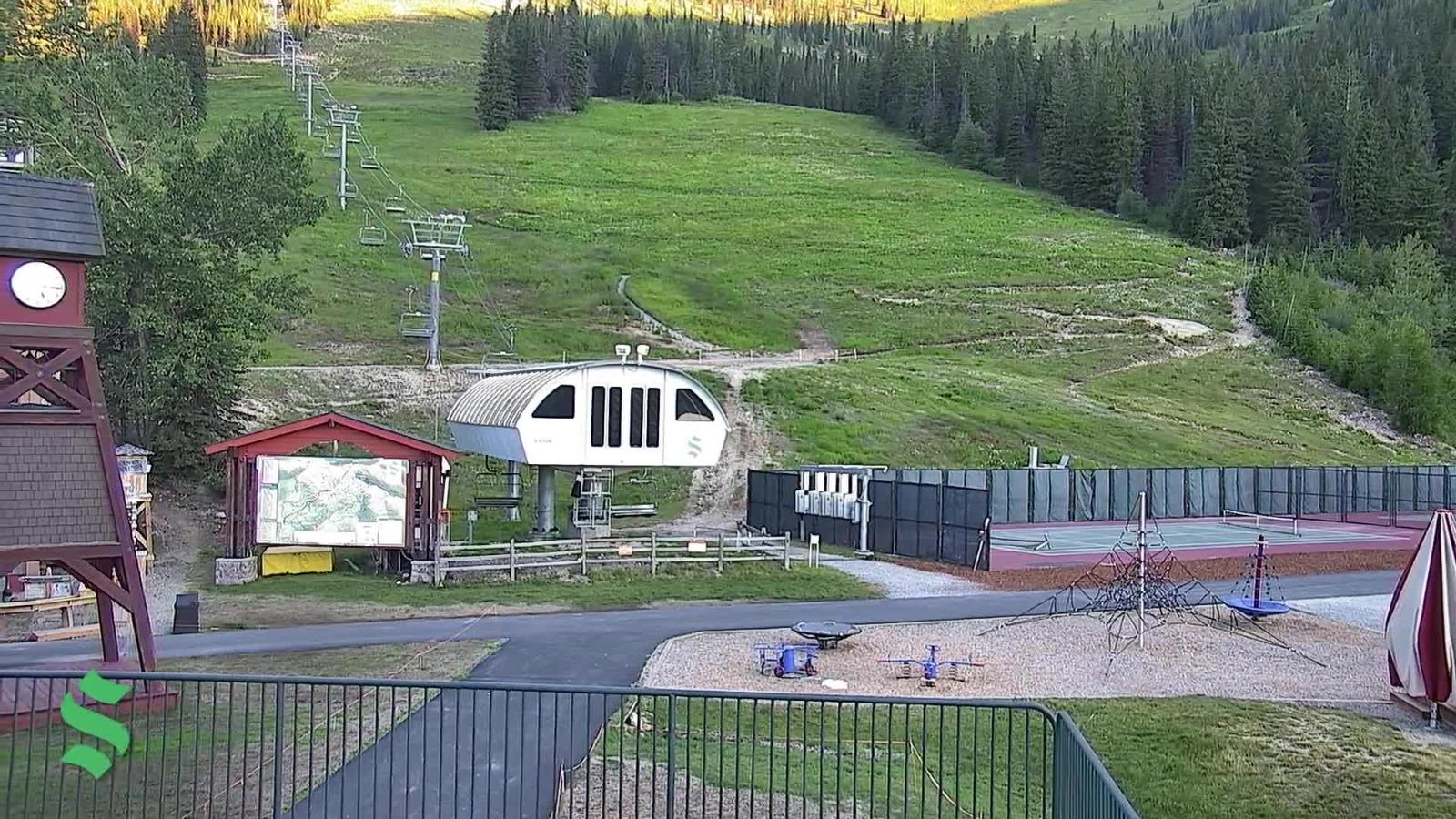Webcam Schweitzer Mountain Resort: The Village