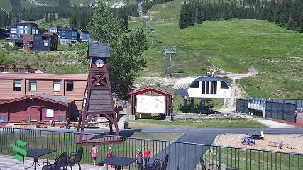 Schweitzer Mountain Resort: The Village (schweitzer.com)