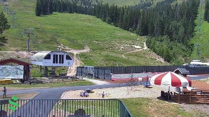 Schweitzer Mountain Resort: The Village (schweitzer.com)