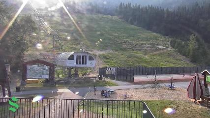 Schweitzer Mountain Resort: The Village (schweitzer.com)