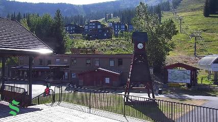 Schweitzer Mountain Resort: The Village (schweitzer.com)