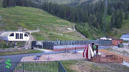Schweitzer Mountain Resort: The Village (schweitzer.com)