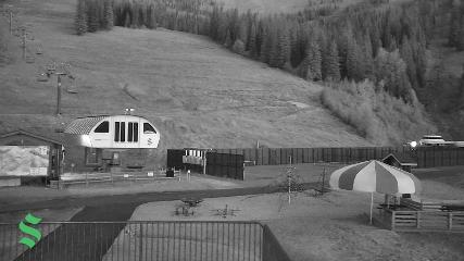 Schweitzer Mountain Resort: The Village (schweitzer.com)