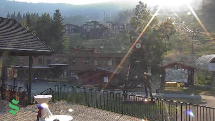 Schweitzer Mountain Resort: The Village (schweitzer.com)
