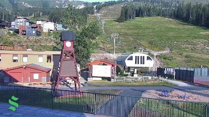 Schweitzer Mountain Resort: The Village (schweitzer.com)