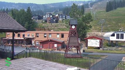 Schweitzer Mountain Resort: The Village (schweitzer.com)