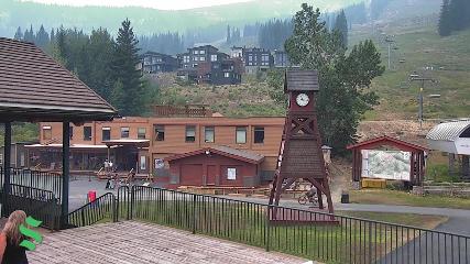 Schweitzer Mountain Resort: The Village (schweitzer.com)