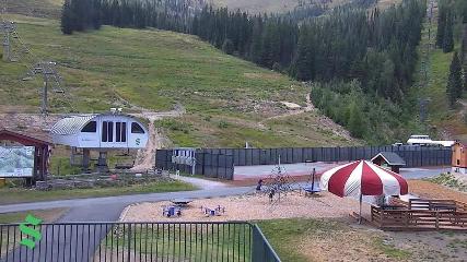 Schweitzer Mountain Resort: The Village (schweitzer.com)