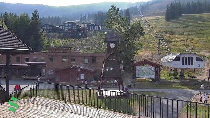Schweitzer Mountain Resort: The Village (schweitzer.com)