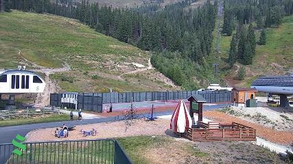 Schweitzer Mountain Resort: The Village (schweitzer.com)