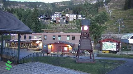 Schweitzer Mountain Resort: The Village (schweitzer.com)