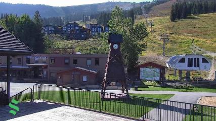 Schweitzer Mountain Resort: The Village (schweitzer.com)
