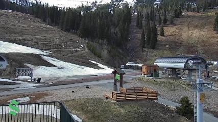 Schweitzer Mountain Resort: The Village (schweitzer.com)