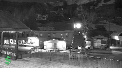 Schweitzer Mountain Resort: The Village (schweitzer.com)