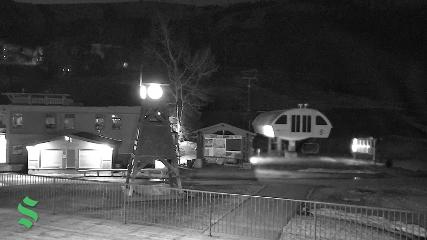 Schweitzer Mountain Resort: The Village (schweitzer.com)