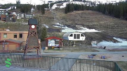 Schweitzer Mountain Resort: The Village (schweitzer.com)