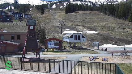 Schweitzer Mountain Resort: The Village (schweitzer.com)