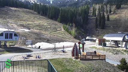 Schweitzer Mountain Resort: The Village (schweitzer.com)