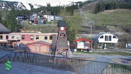 Schweitzer Mountain Resort: The Village (schweitzer.com)