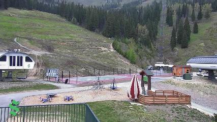 Schweitzer Mountain Resort webcam
