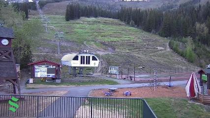 Schweitzer Mountain Resort: The Village (schweitzer.com)
