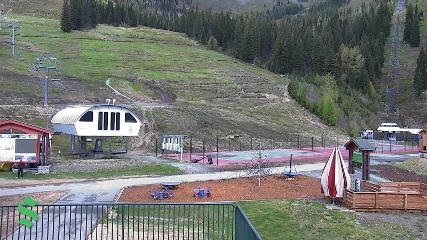 Schweitzer Mountain Resort: The Village (schweitzer.com)