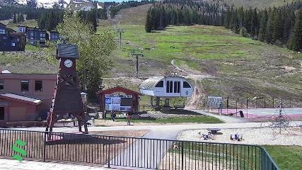 Schweitzer Mountain Resort: The Village (schweitzer.com)