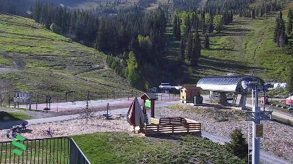 Schweitzer Mountain Resort: The Village (schweitzer.com)