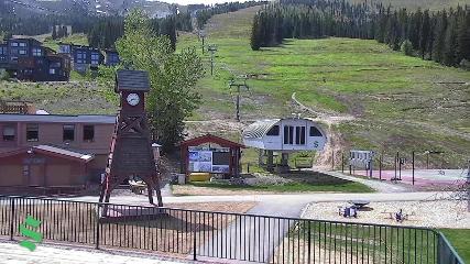 Schweitzer Mountain Resort: The Village (schweitzer.com)