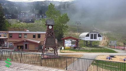 Schweitzer Mountain Resort: The Village (schweitzer.com)