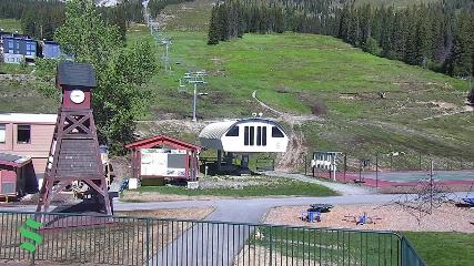 Schweitzer Mountain Resort: The Village (schweitzer.com)