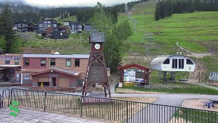Schweitzer Mountain Resort: The Village (schweitzer.com)