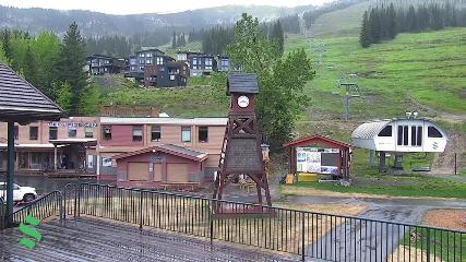 Schweitzer Mountain Resort webcam