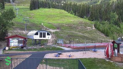 Schweitzer Mountain Resort: The Village (schweitzer.com)