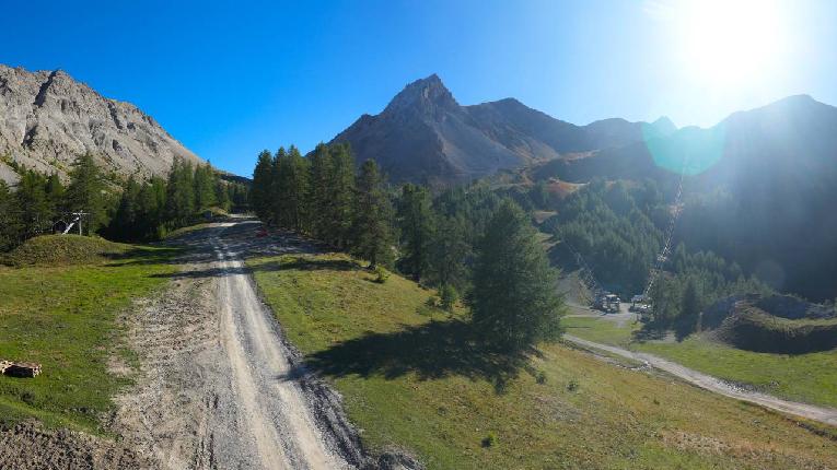 Webcam Serre Chevalier: Monetier - 2176m