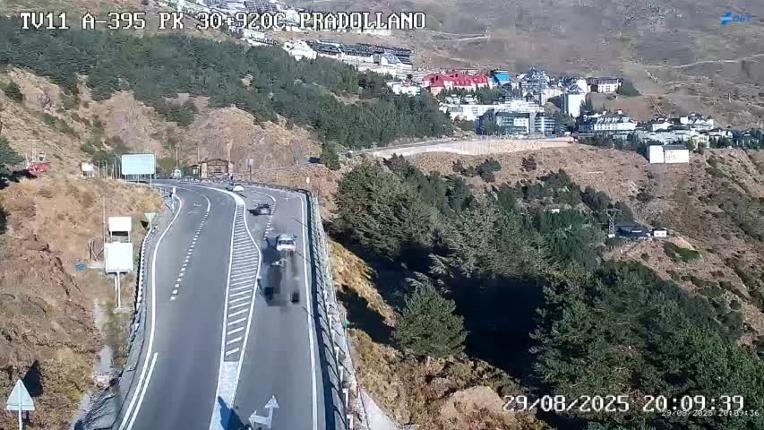 Webcam Sierra Nevada: Carretera acceso
