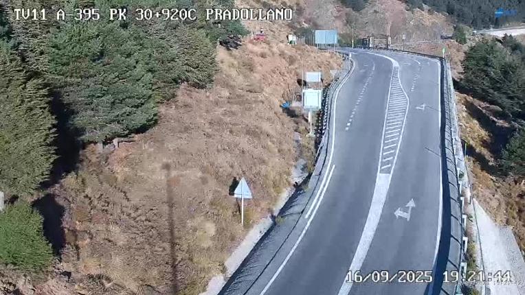 Webcam Sierra Nevada: Carretera acceso