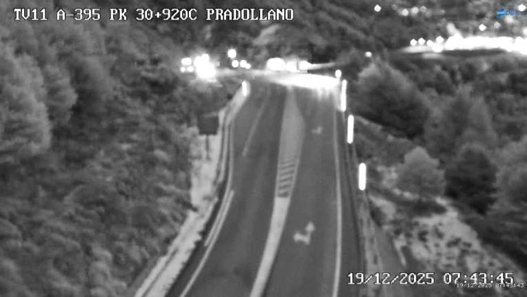 Webcam Sierra Nevada: Carretera acceso