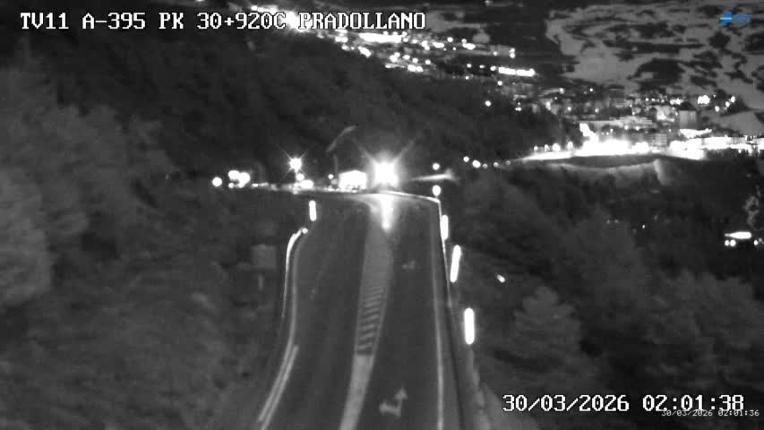 Webcam Sierra Nevada: Carretera acceso