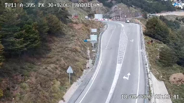 Webcam Sierra Nevada: Carretera acceso