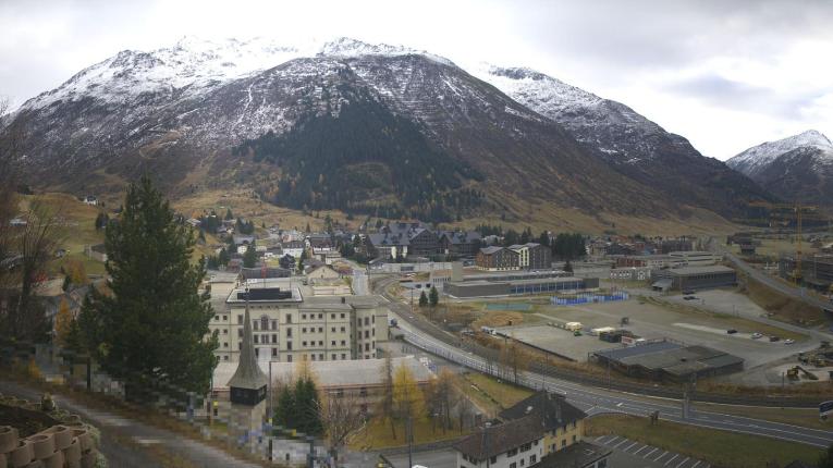 Webcam SkiArena - Andermatt Sedrun: Bäzberg, Andermatt
