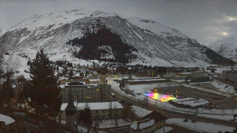 Webcam SkiArena - Andermatt Sedrun: Bäzberg, Andermatt