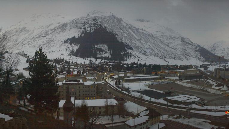 Webcam SkiArena - Andermatt Sedrun: Bäzberg, Andermatt