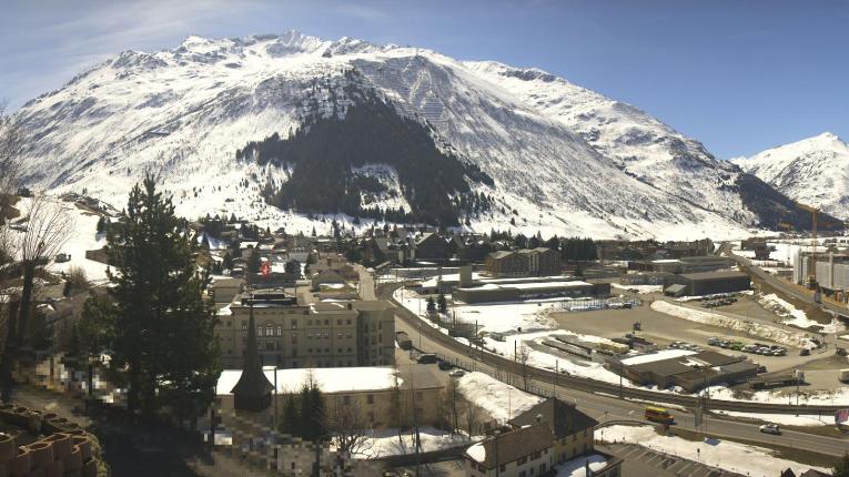 Webcam SkiArena - Andermatt Sedrun: Bäzberg, Andermatt