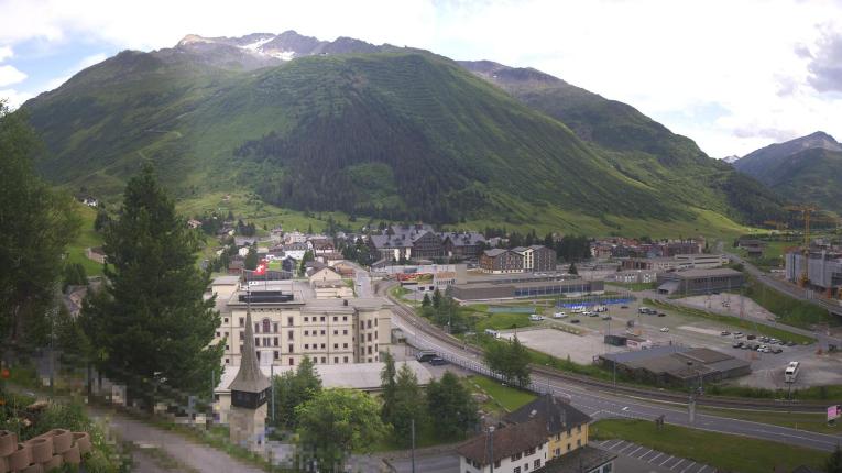 Webcam SkiArena - Andermatt Sedrun: Bäzberg, Andermatt