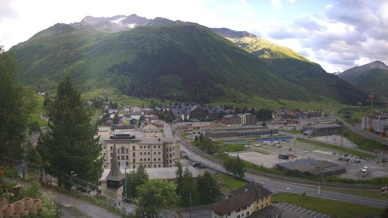 Webcam SkiArena - Andermatt Sedrun: Bäzberg, Andermatt