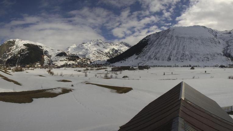 Webcam SkiArena - Andermatt Sedrun: Golfplatz